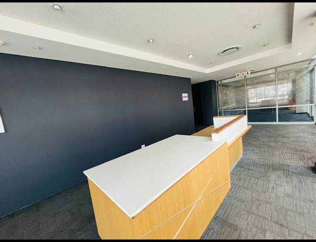 5,000M² OFFICE TO LET IN WATERFALL